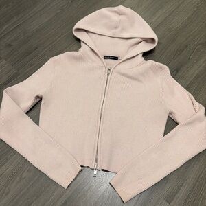 Brandy Melville ribbed cropped sweater